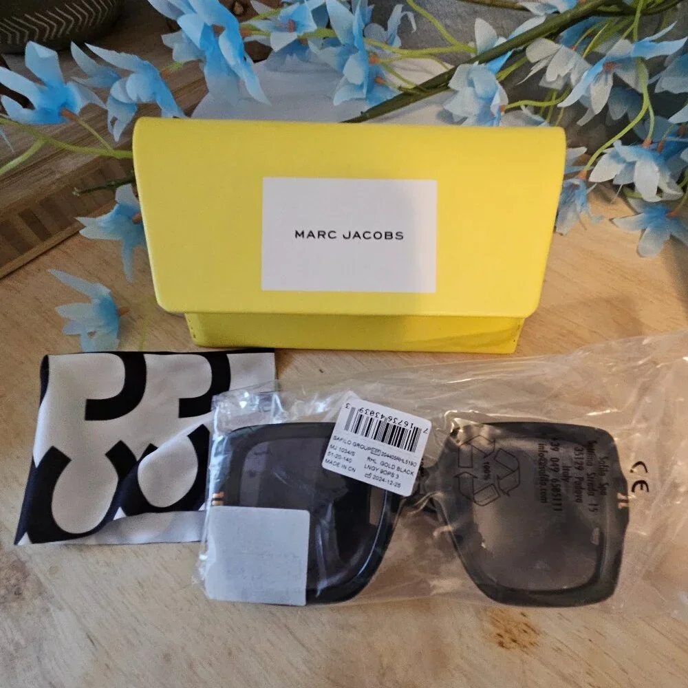 Marc Jacobs Sunglasses - Picture 1 of 10